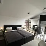 Casa Piccolina Apartment *